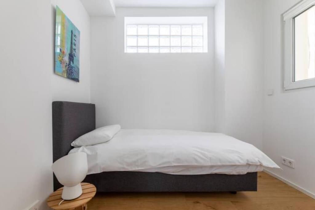 Wonderful Two Bedroom Apartment At Limpertsberg With Parking, Near Tram Люксембург Екстер'єр фото